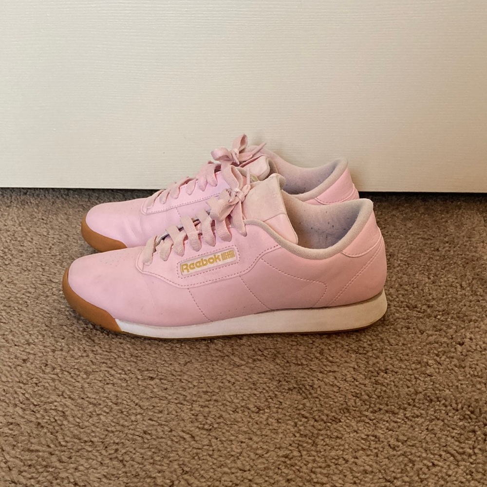 Reebok - Pink Sneakers / Trainers - Size 8.5